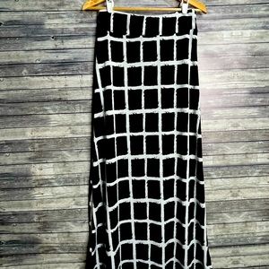 Mix Nouveau Long Skirt (M)